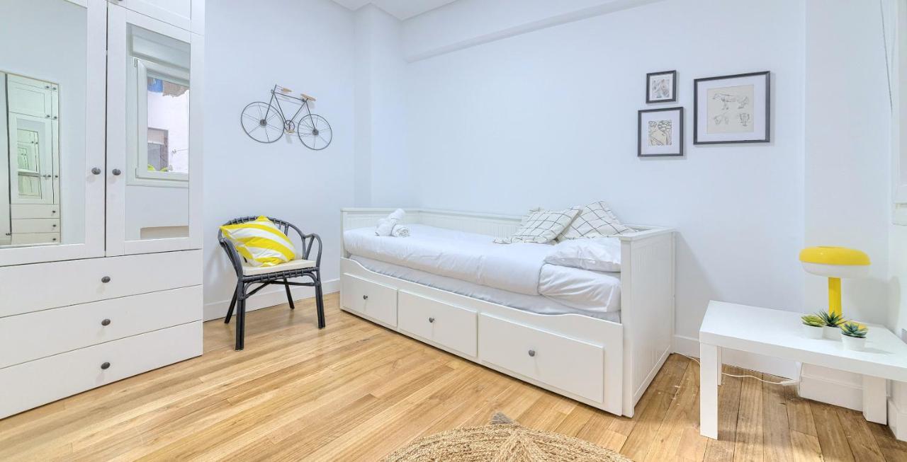 Iturribide Hogar Moderno Junto Al Metro *